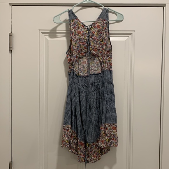 Hem and Thread Sundress - Picture 2 of 3